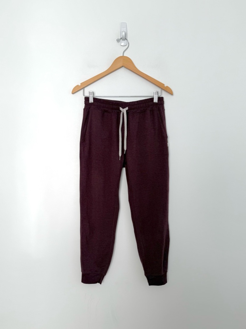 Vuori Performance Jogger - Picture 8 of 13